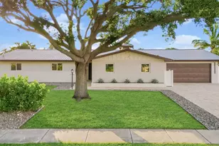 2303 Constitution Blvd, Sarasota, FL 34231 - Photo 3