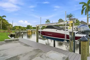 2303 Constitution Blvd, Sarasota, FL 34231 - Photo 53