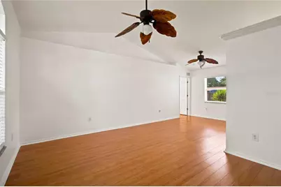 732 Plum Tree Lane, Sarasota, FL 34243 - Photo 11