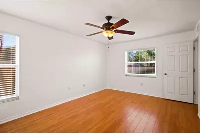 732 Plum Tree Lane, Sarasota, FL 34243 - Photo 31