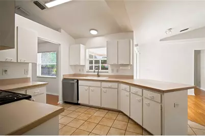 732 Plum Tree Lane, Sarasota, FL 34243 - Photo 23