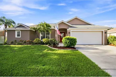 732 Plum Tree Lane, Sarasota, FL 34243 - Photo 3