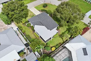 213 Firenze Ave W, Venice, FL 34285 - Photo 3