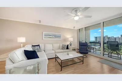 1075 Gulf Of Mexico Drive #303, Longboat Key, FL 34228 - Photo 11