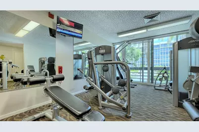 1075 Gulf Of Mexico Drive #303, Longboat Key, FL 34228 - Photo 57