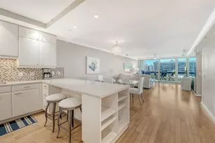 1075 Gulf of Mexico Dr, Longboat Key, FL 34228 - Photo 5