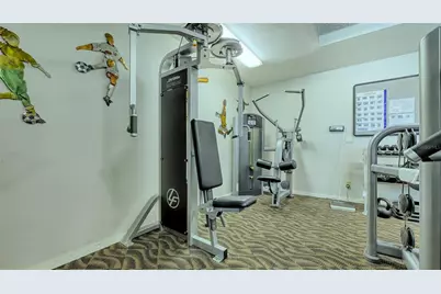 1075 Gulf Of Mexico Drive #303, Longboat Key, FL 34228 - Photo 59