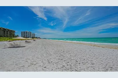 1075 Gulf Of Mexico Drive #303, Longboat Key, FL 34228 - Photo 71