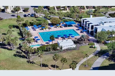 1075 Gulf Of Mexico Drive #303, Longboat Key, FL 34228 - Photo 45