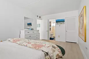 3802 Gulf of Mexico Dr, Longboat Key, FL 34228 - Photo 19