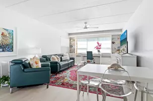 3802 Gulf of Mexico Dr, Longboat Key, FL 34228 - Photo 9