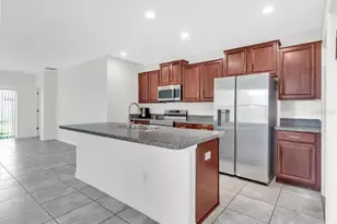 4924 Reflecting Pond Cir, Wimauma, FL 33598 - Photo 17