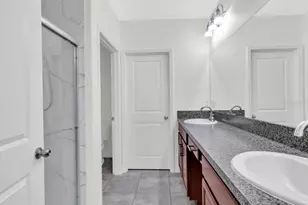 4924 Reflecting Pond Cir, Wimauma, FL 33598 - Photo 35