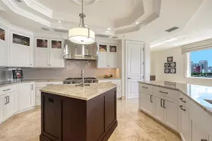 464 Golden Gate Point, Sarasota, FL 34236 - Photo 11