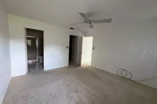 6259 Green View Cir, Sarasota, FL 34231 - Photo 13