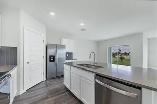 17218 Barnwood Pl, Lakewood Ranch, FL 34211 - Photo 7