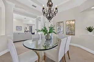 7058 Vilamoura Pl, Lakewood Ranch, FL 34202 - Photo 11
