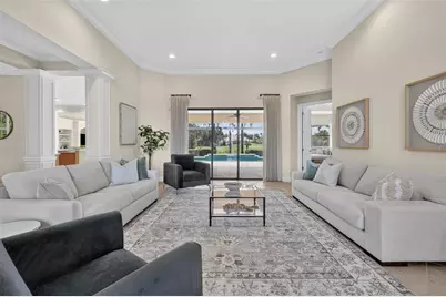 7058 Vilamoura Place, Lakewood Ranch, FL 34202 - Photo 5