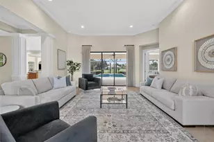 7058 Vilamoura Pl, Lakewood Ranch, FL 34202 - Photo 5
