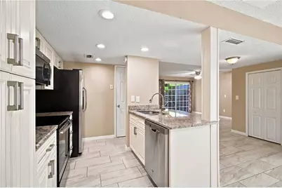 1006 Longfellow Court, Sarasota, FL 34243 - Photo 15
