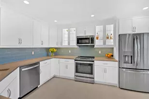 9226 Midnight Pass Rd, Sarasota, FL 34242 - Photo 13