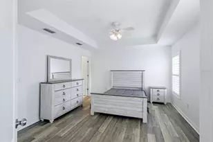 12610 Shimmering Oak Cir, Venice, FL 34293 - Photo 19
