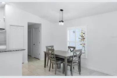 12610 Shimmering Oak Circle, Venice, FL 34293 - Photo 13