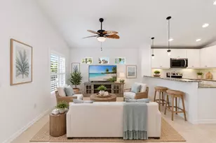 12610 Shimmering Oak Cir, Venice, FL 34293 - Photo 11