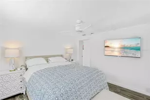 2560 Sunnyside St, Sarasota, FL 34239 - Photo 15