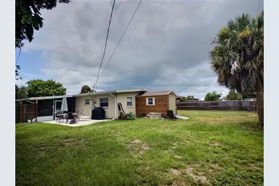 329 Glen Oak Road, Venice, FL 34293 - Photo 17