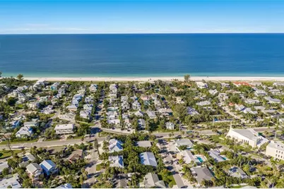 205 82nd Street, Holmes Beach, FL 34217 - Photo 37