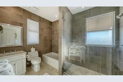 3530 Mistletoe Lane, Longboat Key, FL 34228 - Photo 35