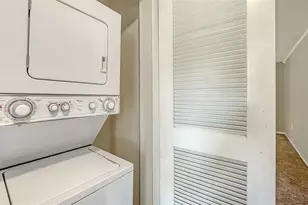 2121 Wood St, Sarasota, FL 34237 - Photo 19
