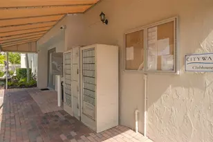 2121 Wood St, Sarasota, FL 34237 - Photo 29