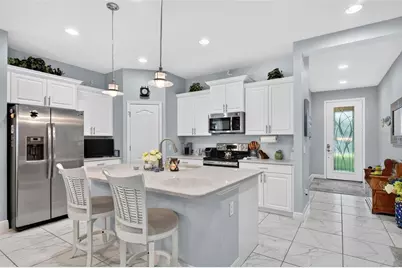 7735 Ridgelake Circle, Bradenton, FL 34203 - Photo 15