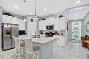 7735 Ridgelake Cir, Bradenton, FL 34203 - Photo 15