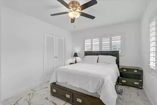 2347 Tangerine Dr, Sarasota, FL 34239 - Photo 27