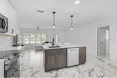 2347 Tangerine Drive, Sarasota, FL 34239 - Photo 13