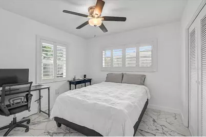 2347 Tangerine Drive, Sarasota, FL 34239 - Photo 25