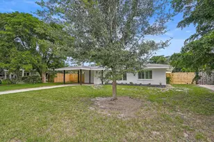 2347 Tangerine Dr, Sarasota, FL 34239 - Photo 5