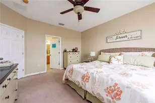 3698 Parkridge Cir, Sarasota, FL 34243 - Photo 11