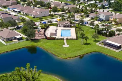 304 Cascade Bend Drive, Ruskin, FL 33570 - Photo 37
