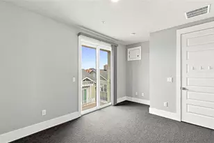 516 Laurel Pk Dr, Sarasota, FL 34236 - Photo 41