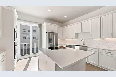 516 Laurel Park Drive, Sarasota, FL 34236 - Photo 15