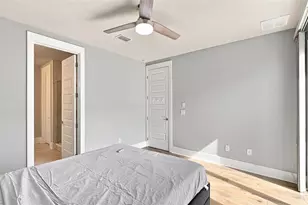 516 Laurel Pk Dr, Sarasota, FL 34236 - Photo 29