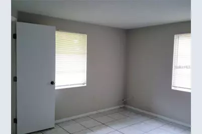 262 Manor Road, Venice, FL 34293 - Photo 11
