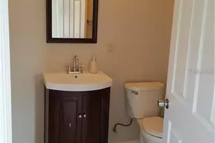262 Manor Rd, Venice, FL 34293 - Photo 15