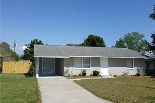 262 Manor Rd, Venice, FL 34293 - Photo 1