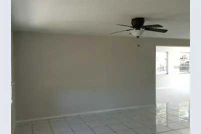 262 Manor Road, Venice, FL 34293 - Photo 5