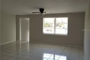 262 Manor Rd, Venice, FL 34293 - Photo 3